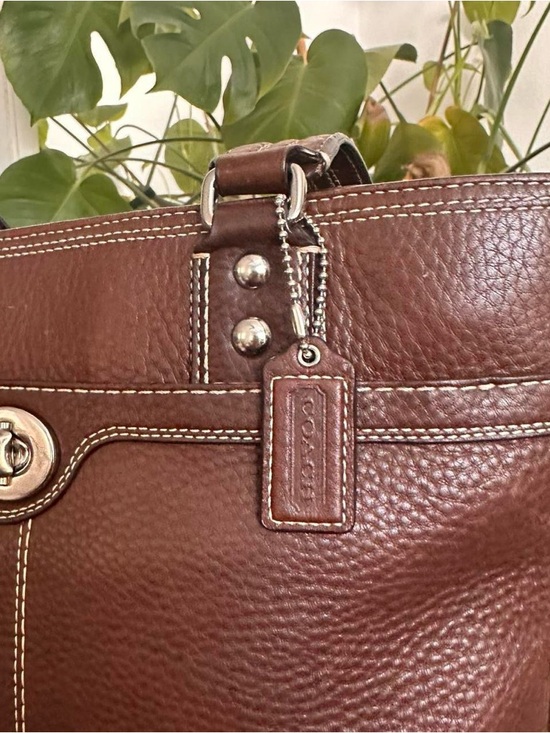 Y2k Coach Brown Leather Tote with Turnlock